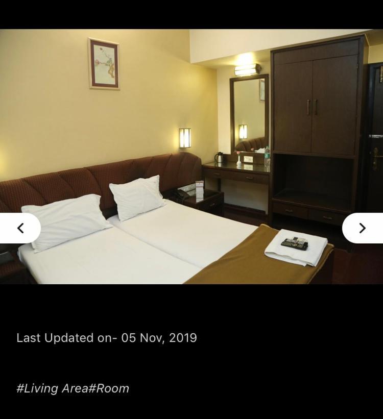 Hotel Ganesh Palace Мумбай Екстериор снимка